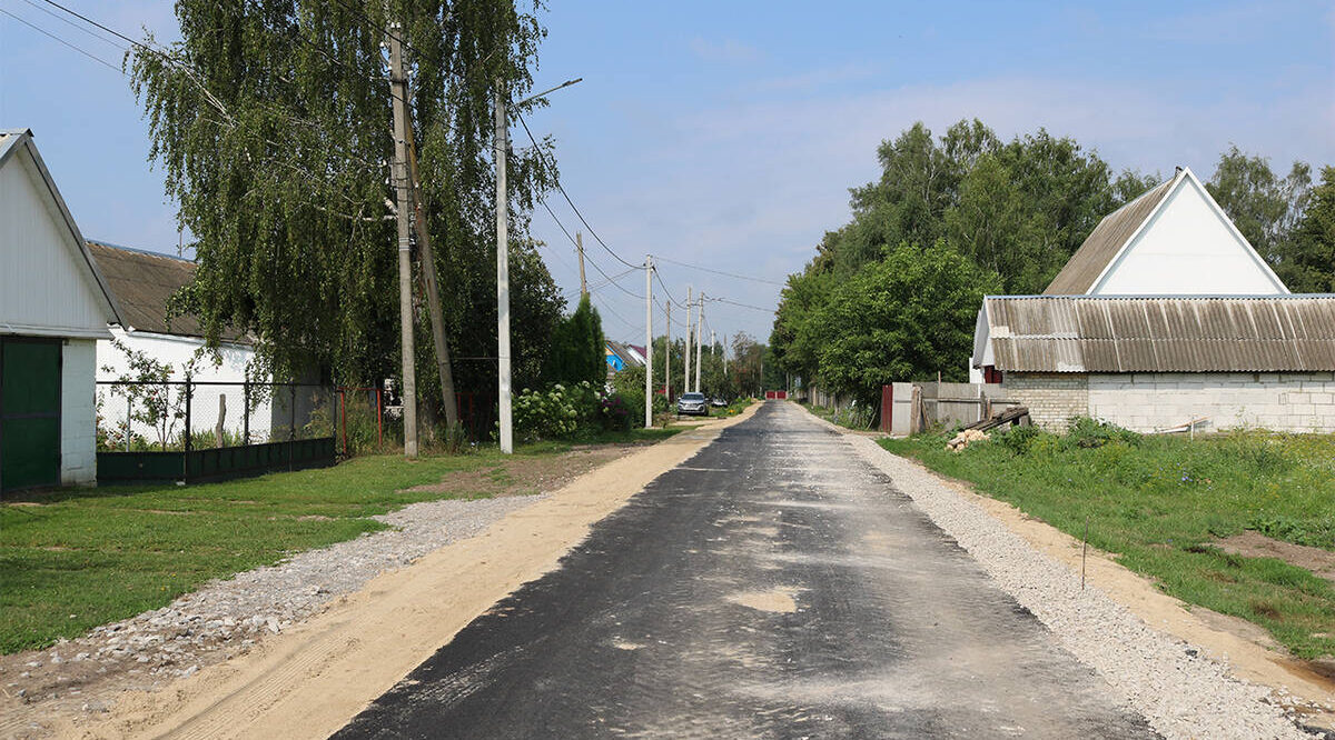 В Комаричах завершается капремонт улицы Калинина