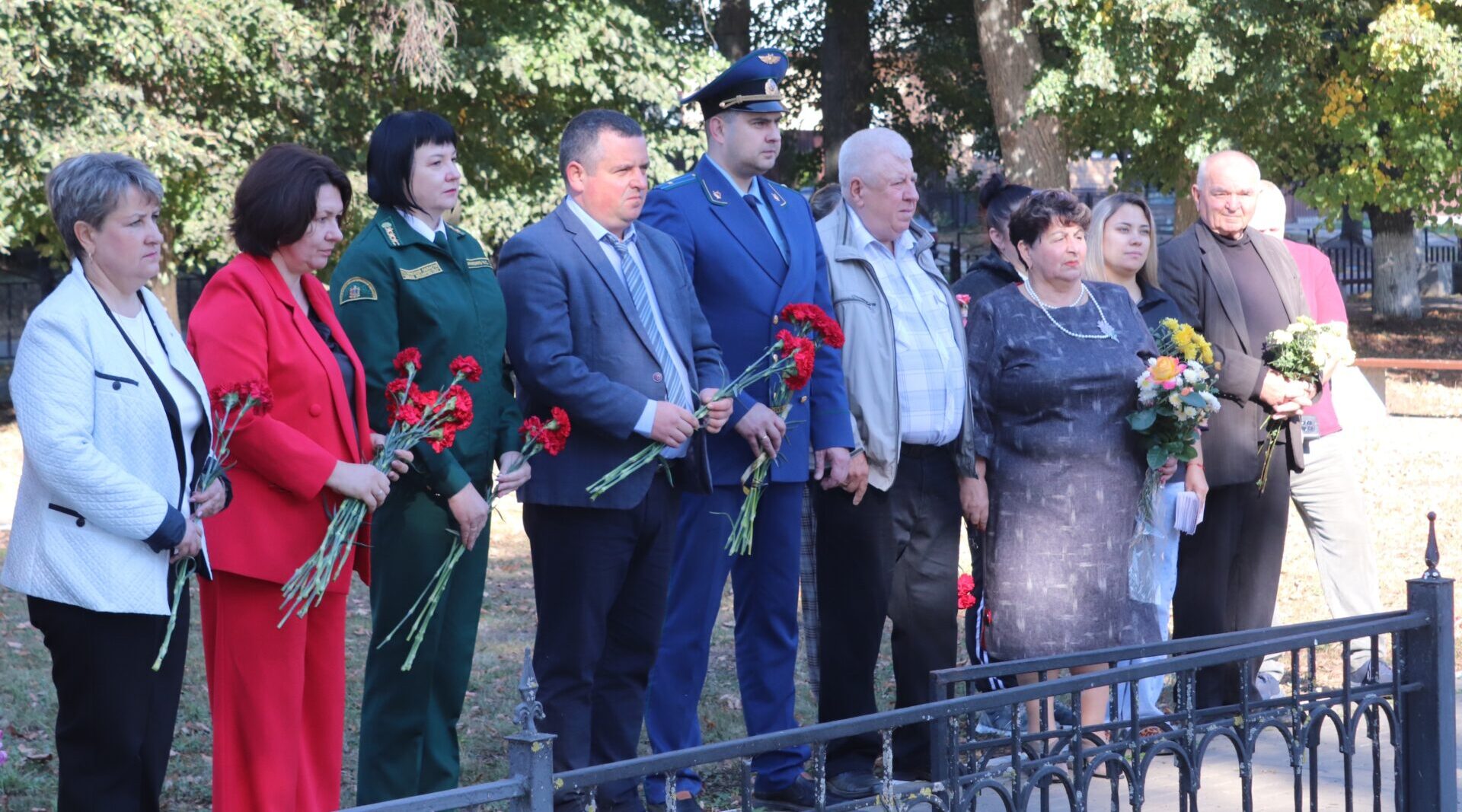 Севчане почтили память героев в День освобождения Брянщины