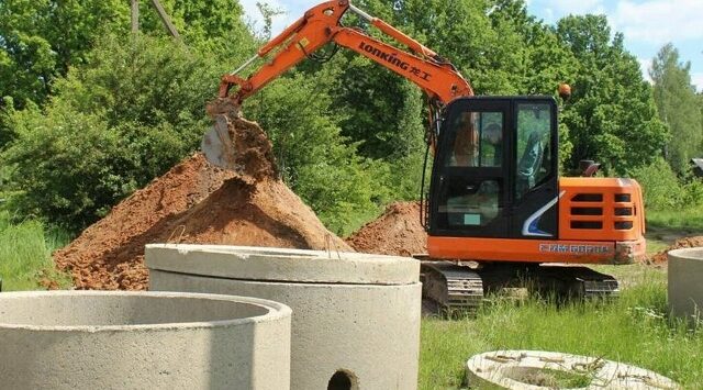 В Клетне продолжаются работы по строительству водозаборного сооружения