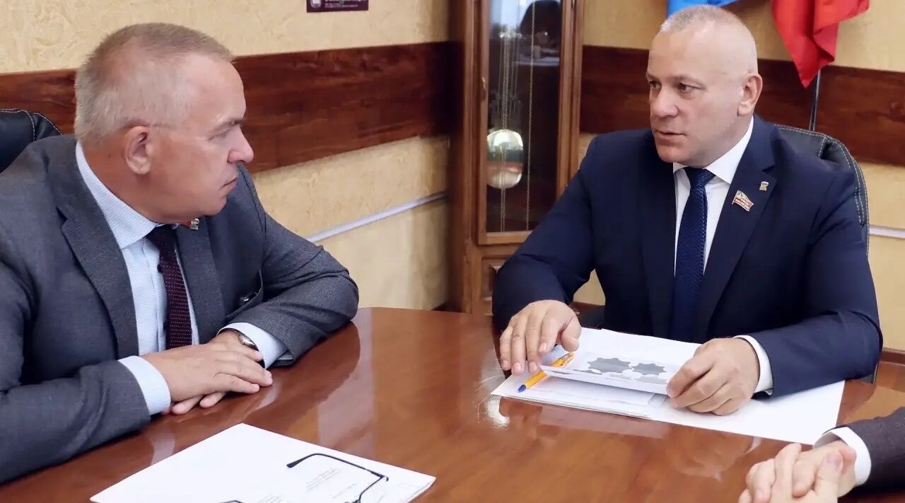 Валентин Суббот провел рабочую встречу с Алексеем Киреенко