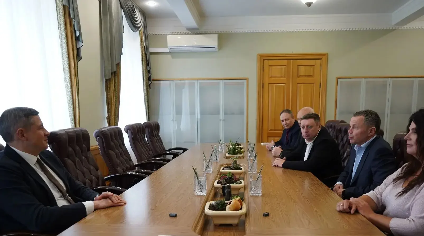 Владимир Путин пообщался с представителями брянского бизнеса