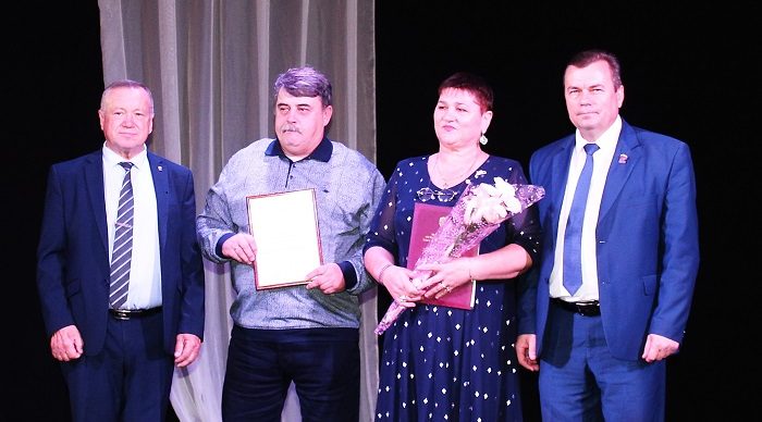 В Жуковке прошло торжество в честь Дня работника сельского хозяйства