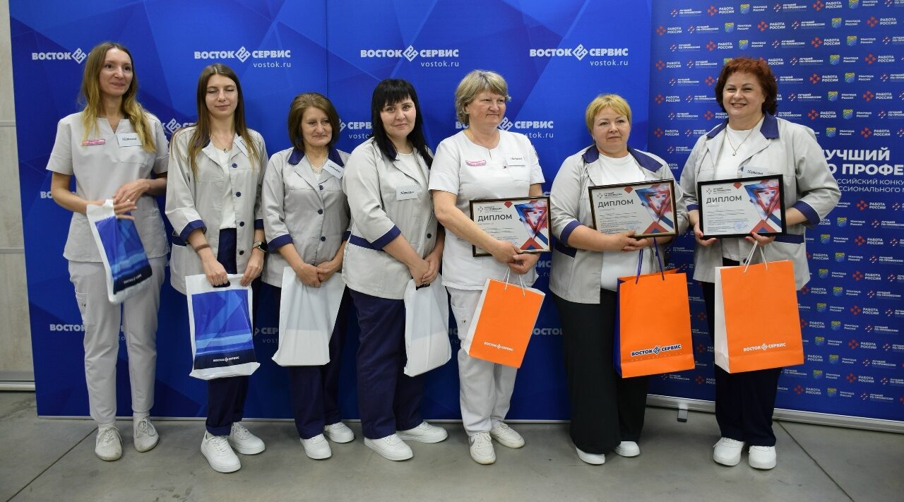 Мастер швейного производства приняла участие в соревнованиях конкурса «Лучший по профессии»